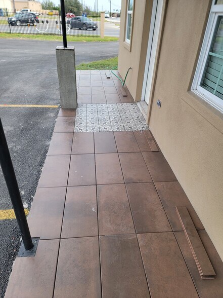 More Photos Of 8205 N La Homa Rd, Mission Apartments For Sale