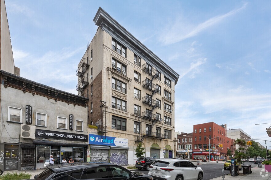 More Photos Of 87 Graham Ave, Brooklyn Apartments For Sale