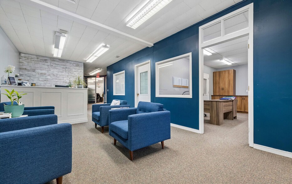 More Photos Of 140 Queen St, Clarington Religious Facility For Lease