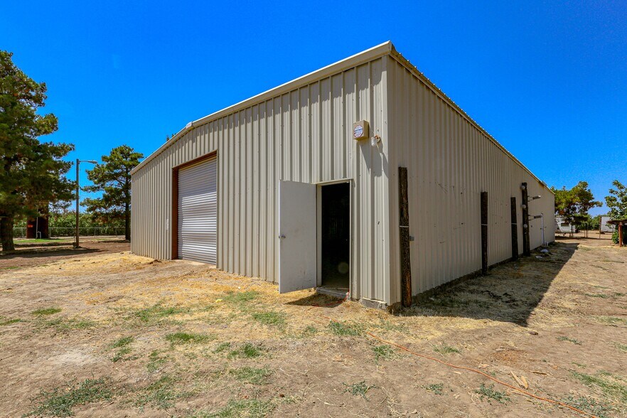 More Photos Of 4520 E Hwy 140, Merced Warehouse For Lease