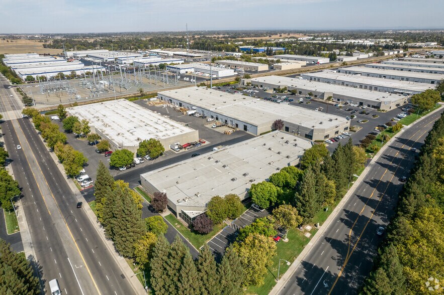 More Photos Of 1045 W National Dr, Sacramento Unknown For Lease