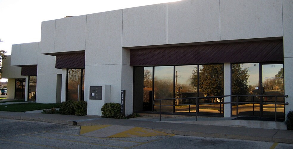More Photos Of 3001 W Illinois Ave, Midland Medical For Lease