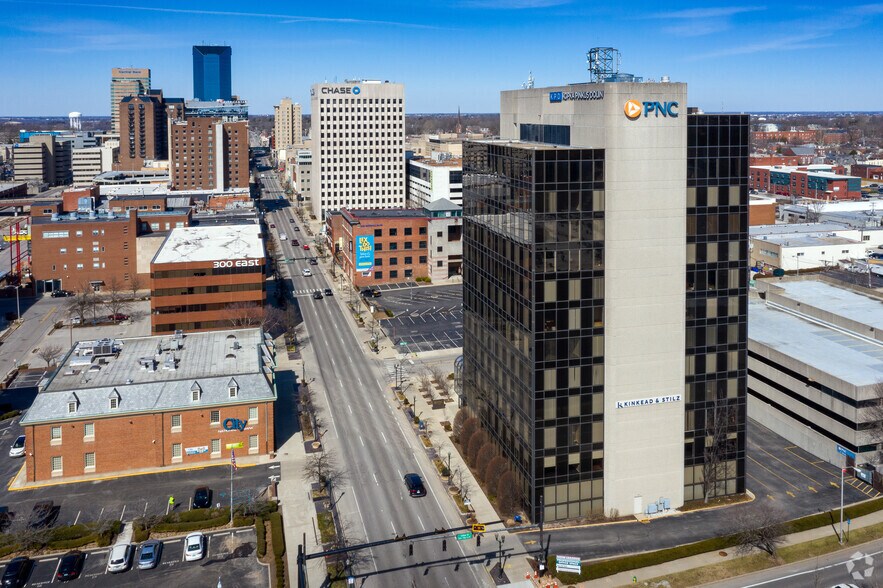 More Photos Of 301 E Main St, Lexington Office For Lease