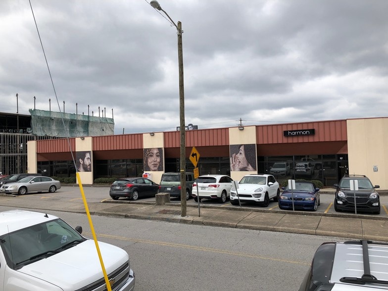 More Photos Of 800-818 3rd Ave S, Nashville Light Manufacturing For Lease