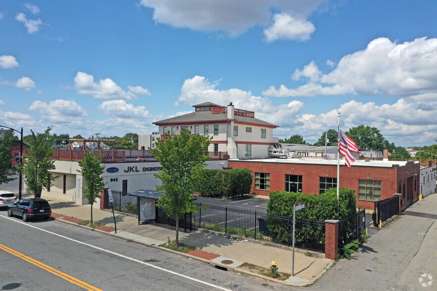 Primary Photo Of 945 Westminster St, Providence Light Manufacturing For Lease