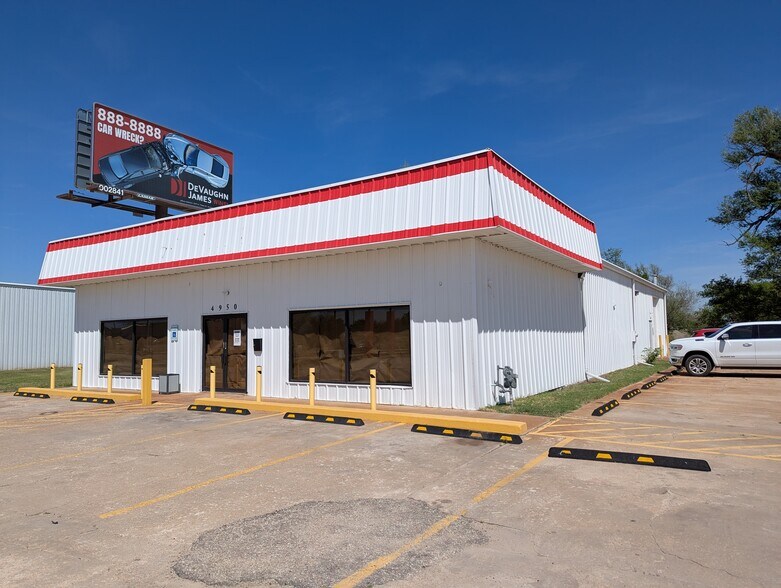 Primary Photo Of 4950 S Broadway St, Wichita Freestanding For Lease