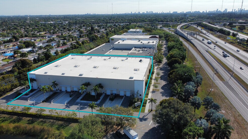 Primary Photo Of 7481 Riviera Blvd, Miramar Warehouse For Lease