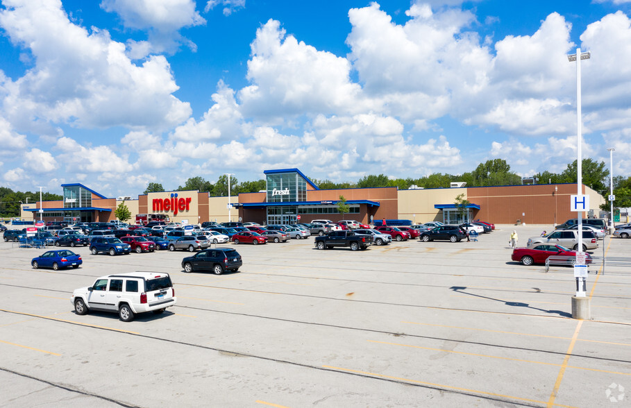 Primary Photo Of 3800 Vollmer Rd, Flossmoor Supermarket For Lease