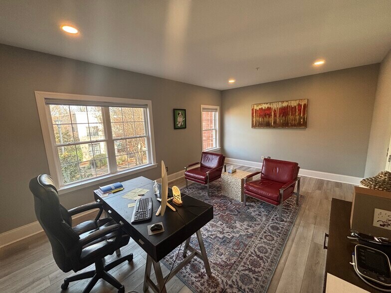 More Photos Of 321 Billingsly Ct, Franklin Office For Lease