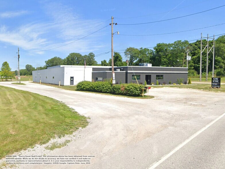 More Photos Of 2505 Avonia Rd, Fairview Warehouse For Lease