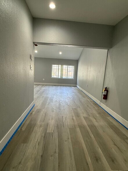 More Photos Of 842 S 1st St, San Jose Storefront For Lease