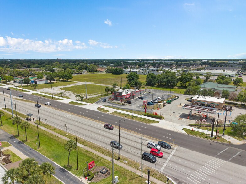 More Photos Of 3250 W Vine St, Kissimmee General Retail For Sale
