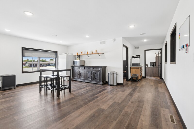 More Photos Of 214 S Airport Rd, Washington General Retail For Sale