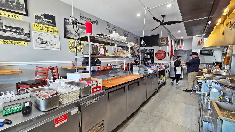 More Photos Of 3907 Langston Blvd, Arlington General Retail For Lease