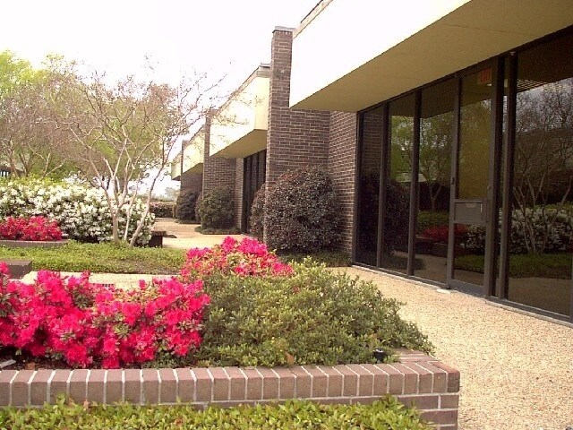 More Photos Of 4354 S Sherwood Forest Blvd, Baton Rouge Office For Lease