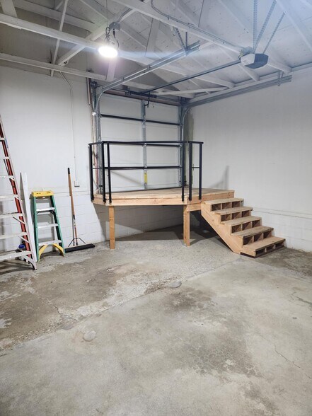 More Photos Of 106 Standard St, El Segundo Light Manufacturing For Lease