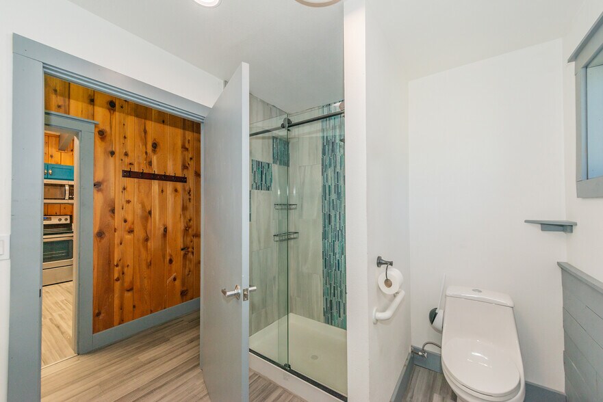 More Photos Of 30890 CA-3, Weaverville Office For Sale