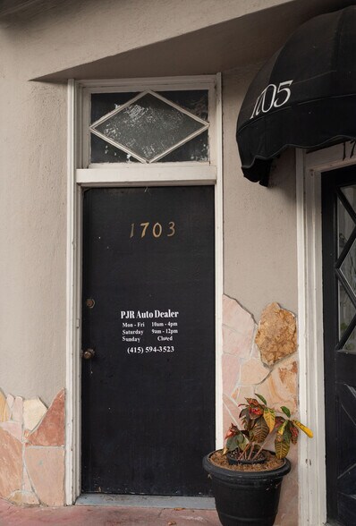 More Photos Of 1701-1707 Gum St, San Mateo General Retail For Sale