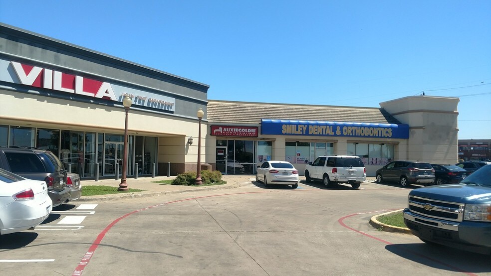 More Photos Of 9203 Skillman St, Dallas General Retail For Lease