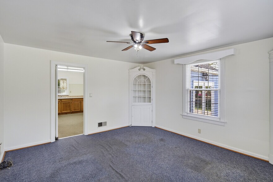 More Photos Of 1010 Harrison Ave, Harrison Office For Sale