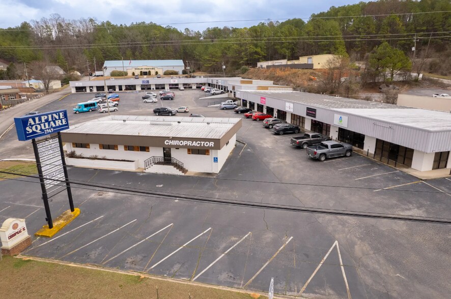Primary Photo Of 2969 Pelham Pky, Pelham General Retail For Lease