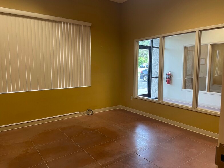 More Photos Of 6805 20th Ave S, Centerville Manufacturing For Lease