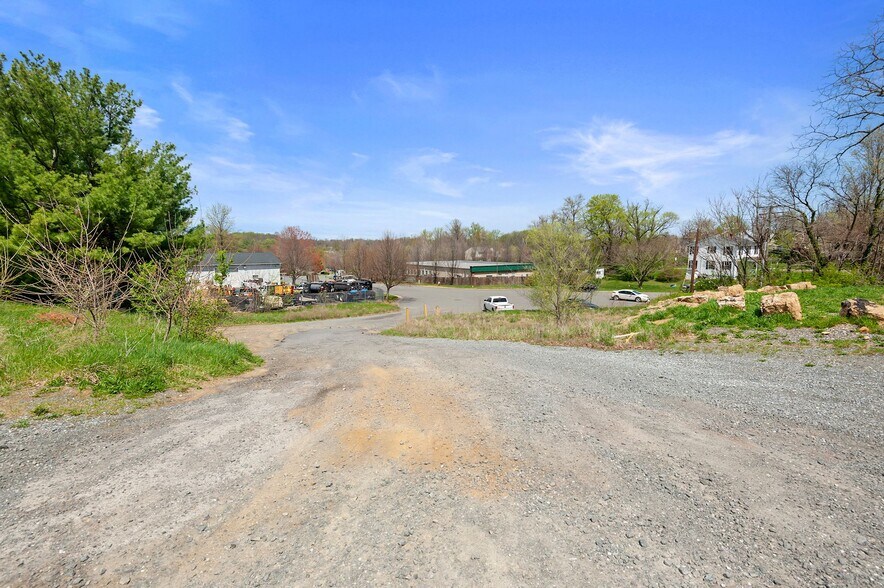 More Photos Of 230 N Brewster, Purcellville Land For Sale