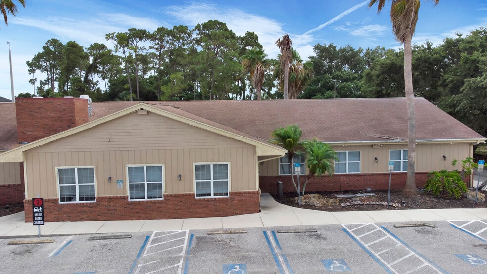 More Photos Of 1152 Tamiami Trl, Port Charlotte Restaurant For Sale