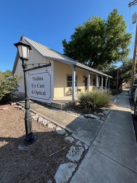 Primary Photo Of 405 Paris St, Castroville Office For Lease