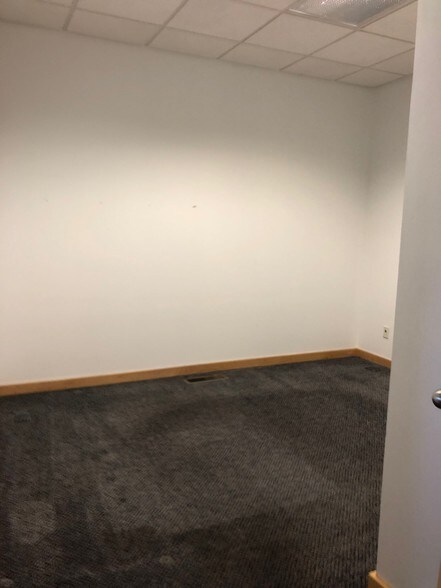 More Photos Of 682 S Ferguson Ave, Bozeman Office For Sale