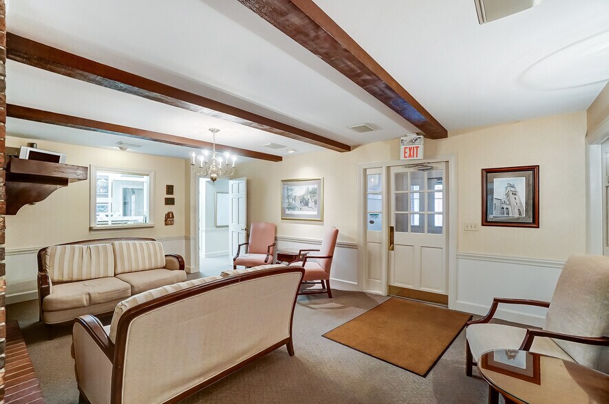 More Photos Of 1354 N Monroe Dr, Xenia Medical For Sale