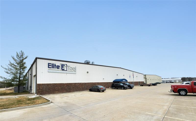 Primary Photo Of 1011 Industrial Ct, Moscow Mills Warehouse For Lease