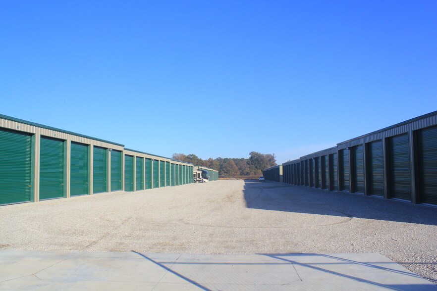 More Photos Of 6265 Highway 72, Michigan City Self Storage For Lease