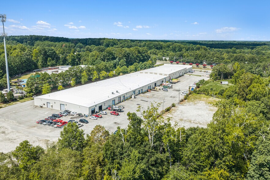 More Photos Of 3301 Jones Sausage Rd, Garner Warehouse For Lease