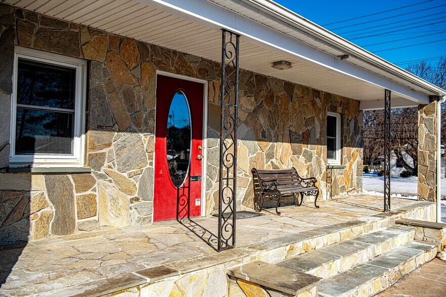 More Photos Of 1379 W Jarrettsville Rd, Forest Hill Office For Sale
