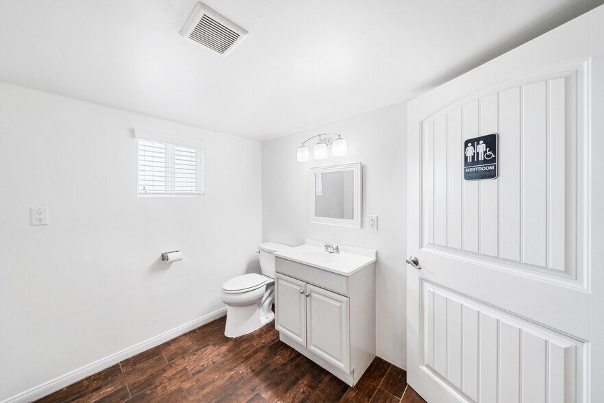 More Photos Of 6315 Pedley Rd, Riverside Land For Sale