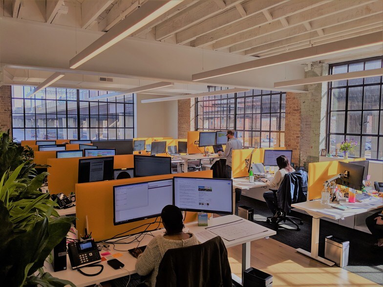 More Photos Of 333 W Ostend St, Baltimore Office For Lease