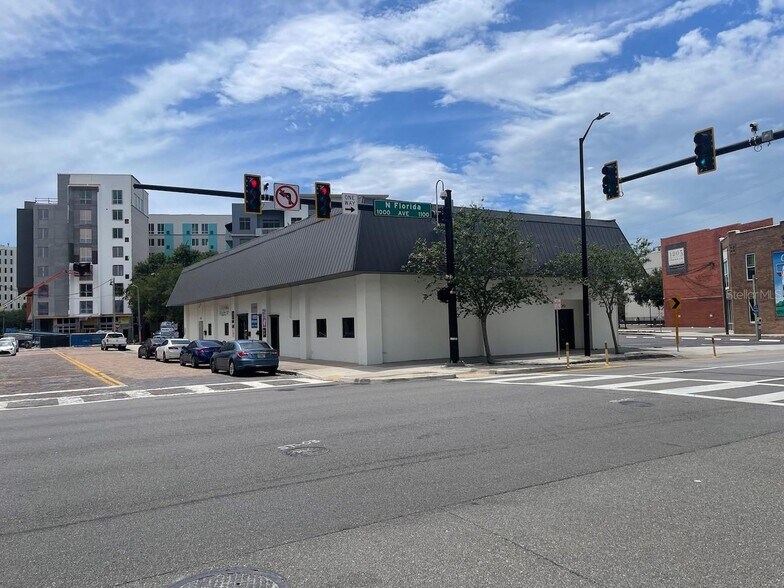 More Photos Of 1100 N Florida Ave, Tampa Office For Lease