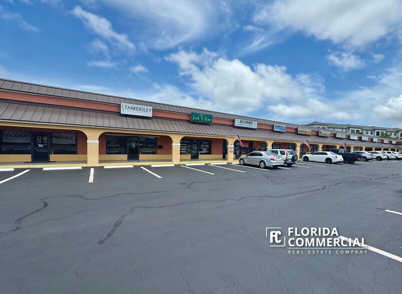 Primary Photo Of 2301-2331 NW Federal Hwy, Stuart Storefront Retail Office For Sale