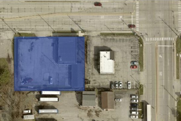 More Photos Of 5941 E 30th St, Indianapolis Light Distribution For Sale