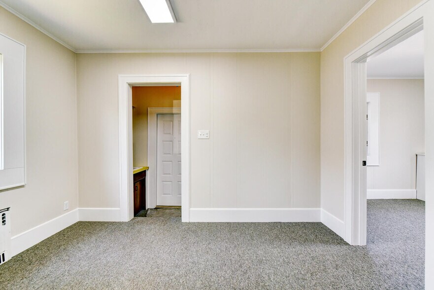 More Photos Of 120 Snyder Ave, Berkeley Heights Office For Sale