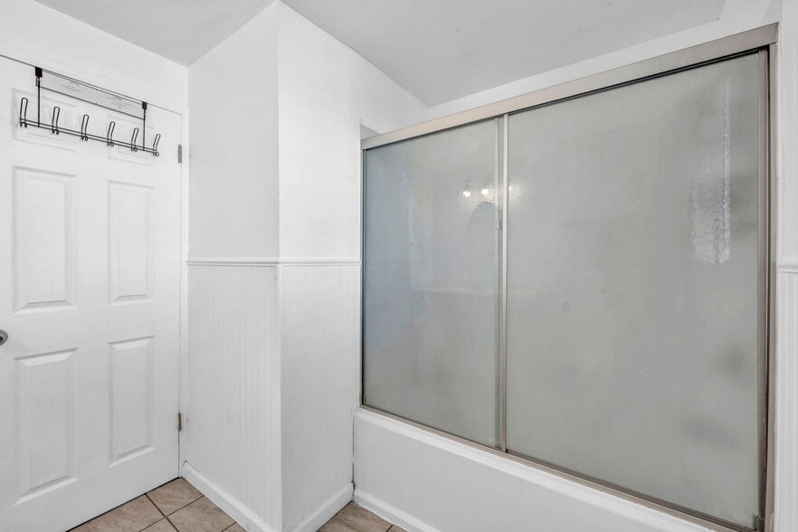 More Photos Of 2 Newcombe Ave, Yerington Office For Sale