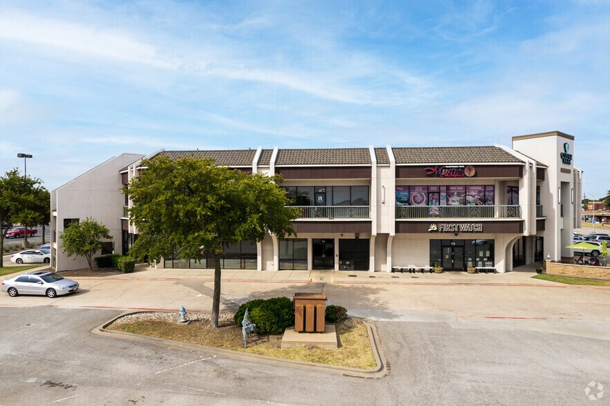 More Photos Of 2925-3131 Custer Rd, Plano Unknown For Lease