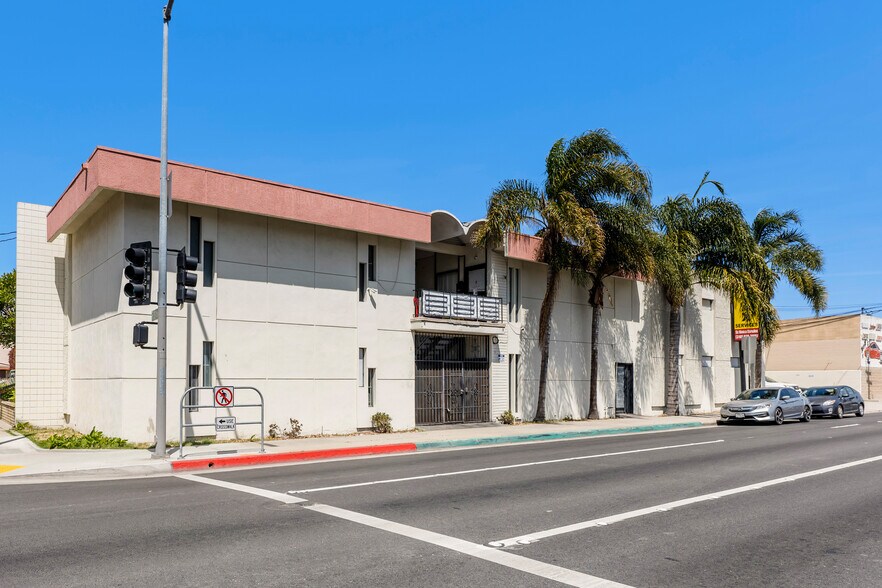 Primary Photo Of 13663 Prairie Ave, Hawthorne Office For Sale