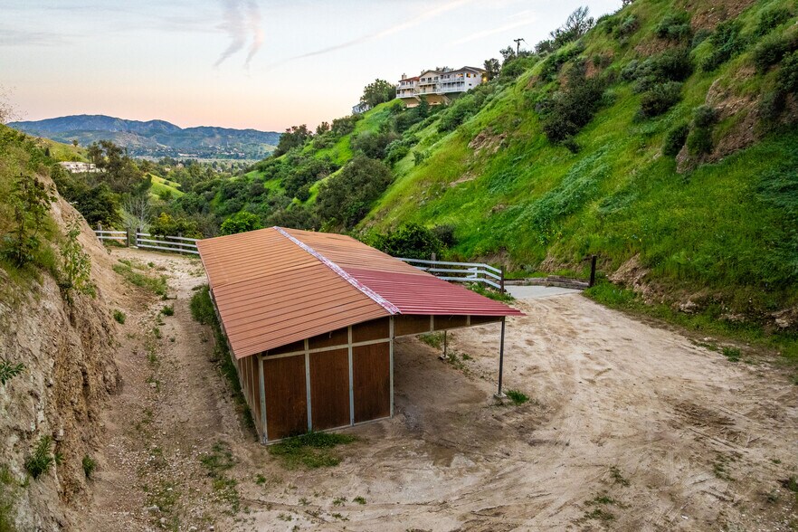 More Photos Of 12141 Wildwood Trl, Kagel Canyon Specialty For Sale
