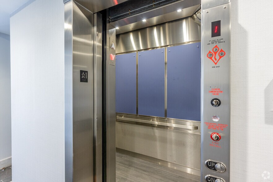 More Photos Of 235-237 Mamaroneck Ave, White Plains Office For Lease