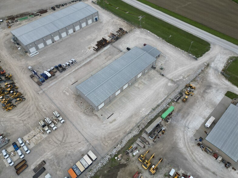 More Photos Of 3400 Old Mormon Bridge Rd, Crescent Warehouse For Lease