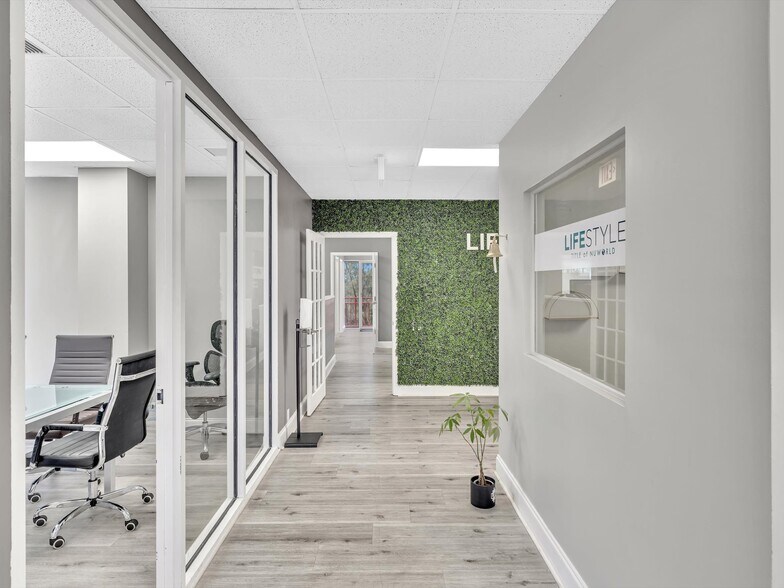 More Photos Of 6175 NW 153rd St, Miami Lakes Medical For Lease