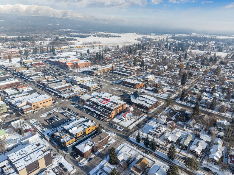 More Photos Of 325 Central Ave, Whitefish Storefront Retail Office For Sale