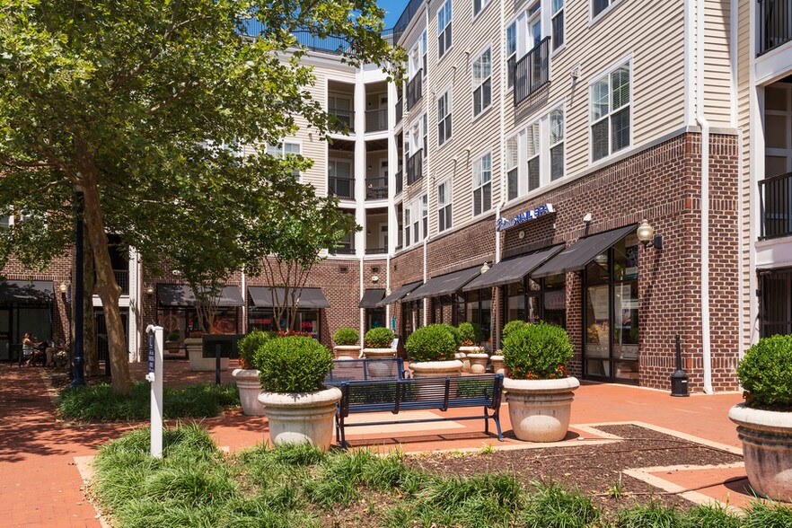 More Photos Of 1901 West St, Annapolis Apartments For Lease